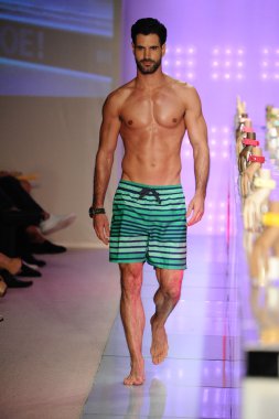 Kyboe aksesuar gösterisi