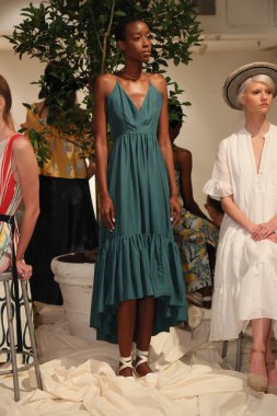 Whit Spring 2017 sunumu 