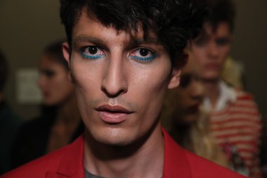 Victor De Souza defilesinden önce sahne arkası