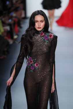 Michael Costello moda gösterisi sırasında New York Moda Haftası