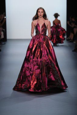 Michael Costello moda gösterisi sırasında New York Moda Haftası