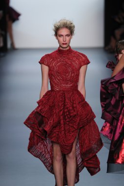 Michael Costello moda gösterisi sırasında New York Moda Haftası