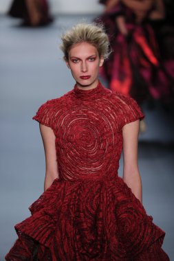 Michael Costello moda gösterisi sırasında New York Moda Haftası