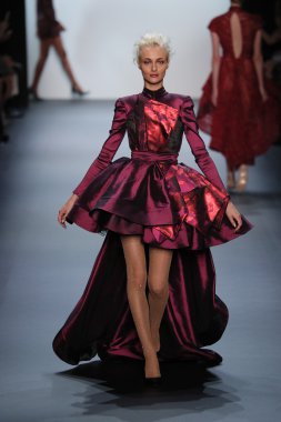 Michael Costello moda gösterisi sırasında New York Moda Haftası