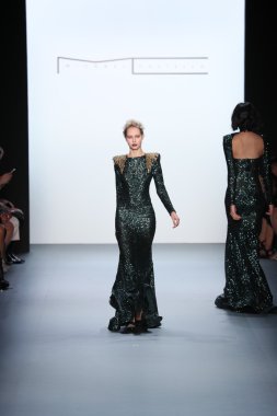 Michael Costello moda gösterisi sırasında New York Moda Haftası