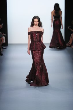 Michael Costello moda gösterisi sırasında New York Moda Haftası