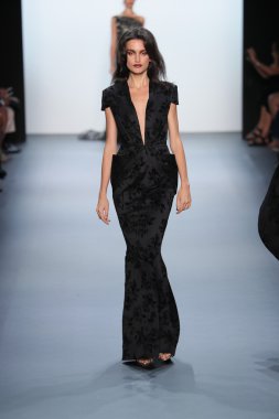 Michael Costello moda gösterisi sırasında New York Moda Haftası