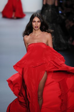 Michael Costello moda gösterisi sırasında New York Moda Haftası