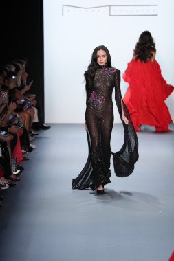 Michael Costello moda gösterisi sırasında New York Moda Haftası