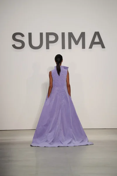 Competição de Design Supima 2016 durante a Semana de Moda de Nova York — Fotografia de Stock