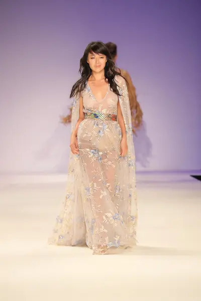 Malan Breton pokaz mody podczas New York Fashion Week — Zdjęcie stockowe