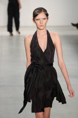 Lisa N. Hoang bahar 2017 New York Moda Haftası sırasında