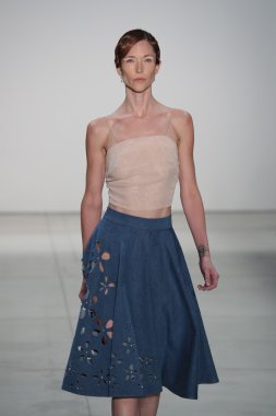 Lisa N. Hoang bahar 2017 New York Moda Haftası sırasında