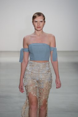 Lisa N. Hoang bahar 2017 New York Moda Haftası sırasında