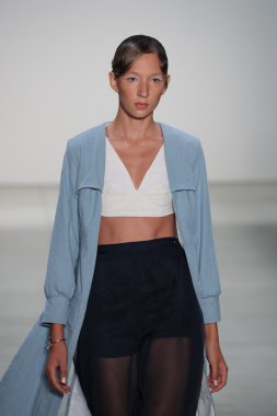 Lisa N. Hoang bahar 2017 New York Moda Haftası sırasında