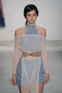 Lisa N. Hoang bahar 2017 New York Moda Haftası sırasında