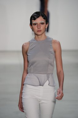 Lisa N. Hoang bahar 2017 New York Moda Haftası sırasında