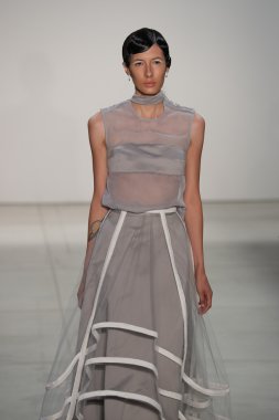 Lisa N. Hoang bahar 2017 New York Moda Haftası sırasında