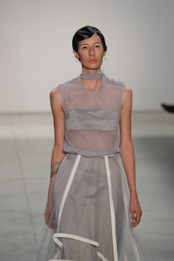 Lisa N. Hoang bahar 2017 New York Moda Haftası sırasında