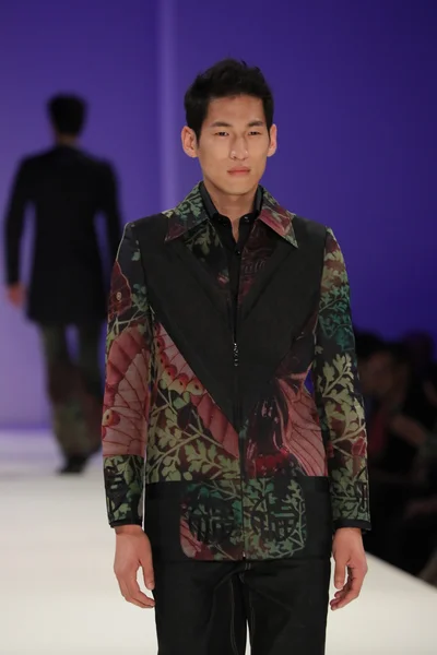 Malan Breton modevisning under New York Fashion Week — Stockfoto