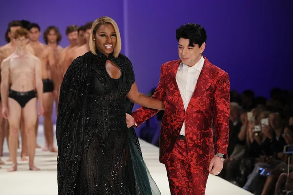 Malan Breton walks the runway at the Malan Breton fashion show — Stock Photo, Image