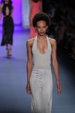Cushnie Et Ochs moda gösterisi sırasında New York Moda Haftası