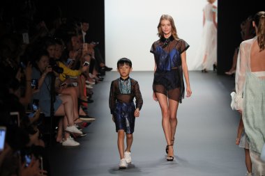 Vicky Zhang Parent çocuk koleksiyonu