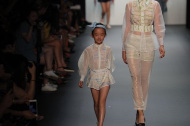 Vicky Zhang Parent çocuk koleksiyonu 