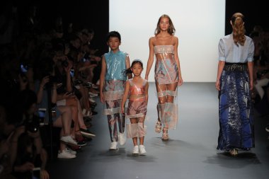 Vicky Zhang Parent çocuk koleksiyonu