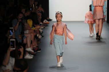 Vicky Zhang Parent çocuk koleksiyonu 