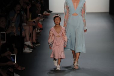 Vicky Zhang Parent çocuk koleksiyonu 