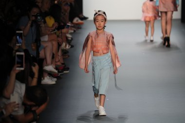 Vicky Zhang Parent çocuk koleksiyonu 