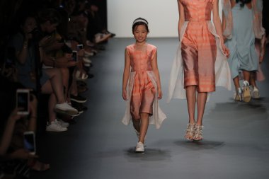 Vicky Zhang Parent çocuk koleksiyonu 