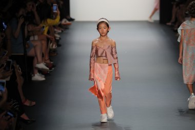 Vicky Zhang Parent çocuk koleksiyonu