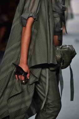  Nicholas K İlkbahar 2017 New York Moda Haftası defilesi