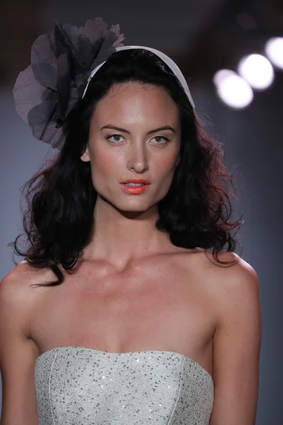 Raul Penaranda Runway show — Stockfoto