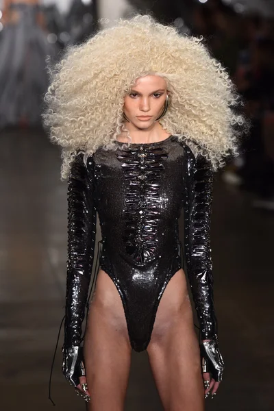 El desfile de moda Blonds durante MADE Fashion Week — Foto de Stock