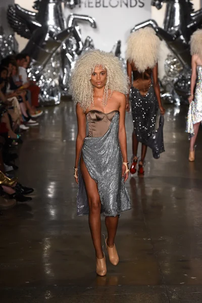 The Blonds fashion show during MADE Fashion Week — Stock Photo, Image