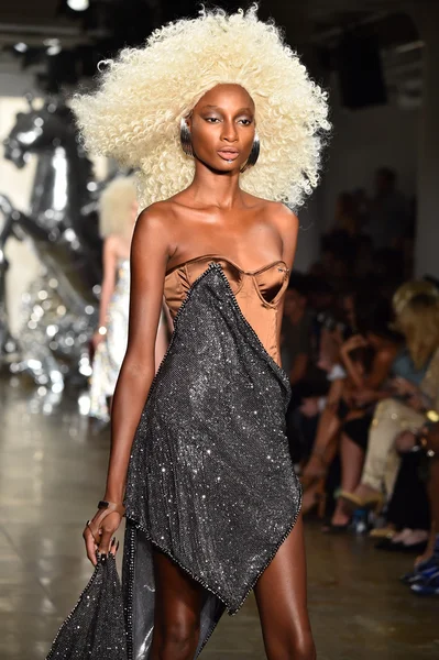 The Blonds fashion show — Stock Photo, Image