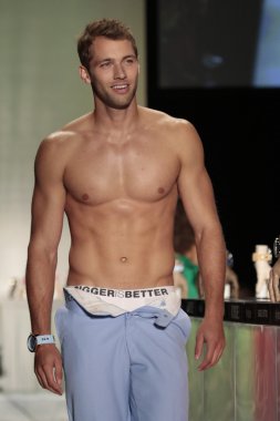  Kyboe! Defile sırasında New York Moda Haftası