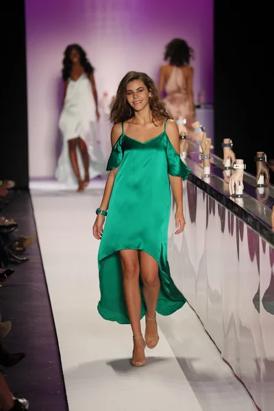 Kyboe! modevisning under New York Fashion Week — Stockfoto