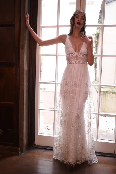 Claire Pettibone Four Seasons collectie showcase — Stockfoto