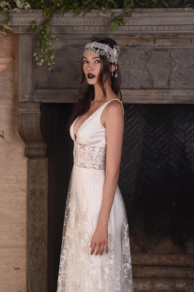 Claire Pettibone Empat Musim Catalog Foto Tembak — Stok Foto