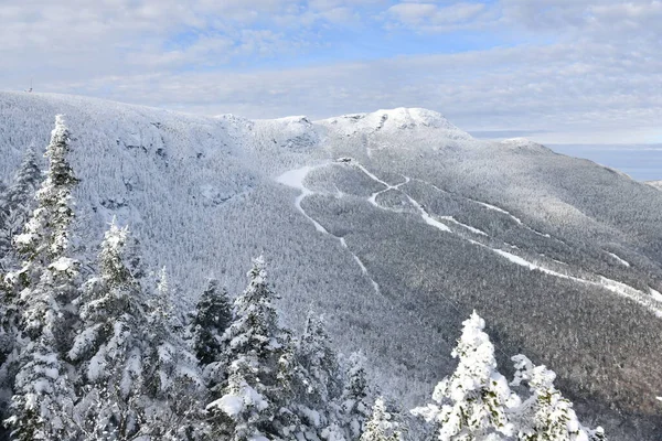 Estación Esquí Stowe Vermont Vista Las Pistas Montaña Mansfield Nieve —  Fotos de Stock