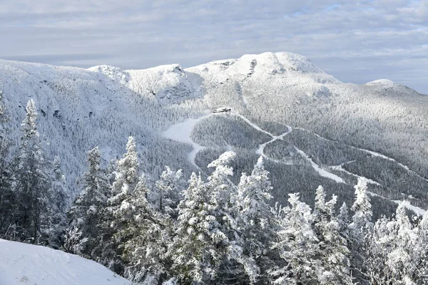 Stowe Ski Resort Vermont Vista Para Encostas Montanha Mansfield Dezembro — Fotografia de Stock