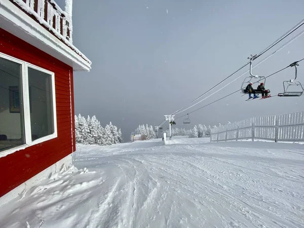 Vista Cima Del Restaurante Octogonal Montaña Pico Mansfield Estación Esquí —  Fotos de Stock