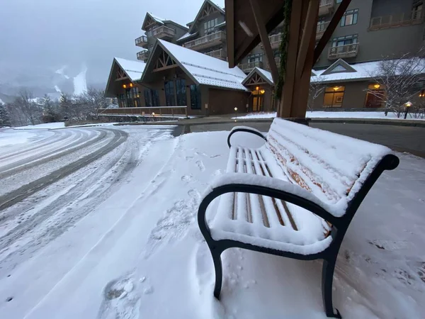 Empty Bench Fresh Snow Stowe Mountain Resort Spruce Peak Village — Stock Photo, Image