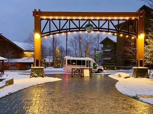 Stowe Dağı Tatil Beldesi Spruce Peak Village Aralık 2020 Vermont — Stok fotoğraf