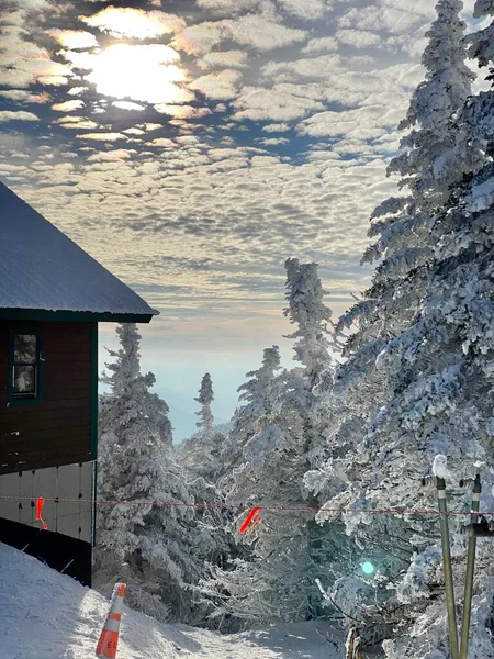 Piękny Dzień Śniegu Ośrodku Narciarskim Stowe Mountain Vermont Grudzień 2020 — Zdjęcie stockowe
