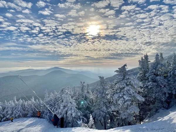 Hermoso Día Nieve Estación Esquí Montaña Stowe Vermont Diciembre 2020 — Foto de Stock